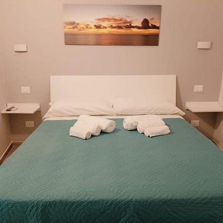 Le Vie Del Centro Bed & Breakfast Шака Екстериор снимка