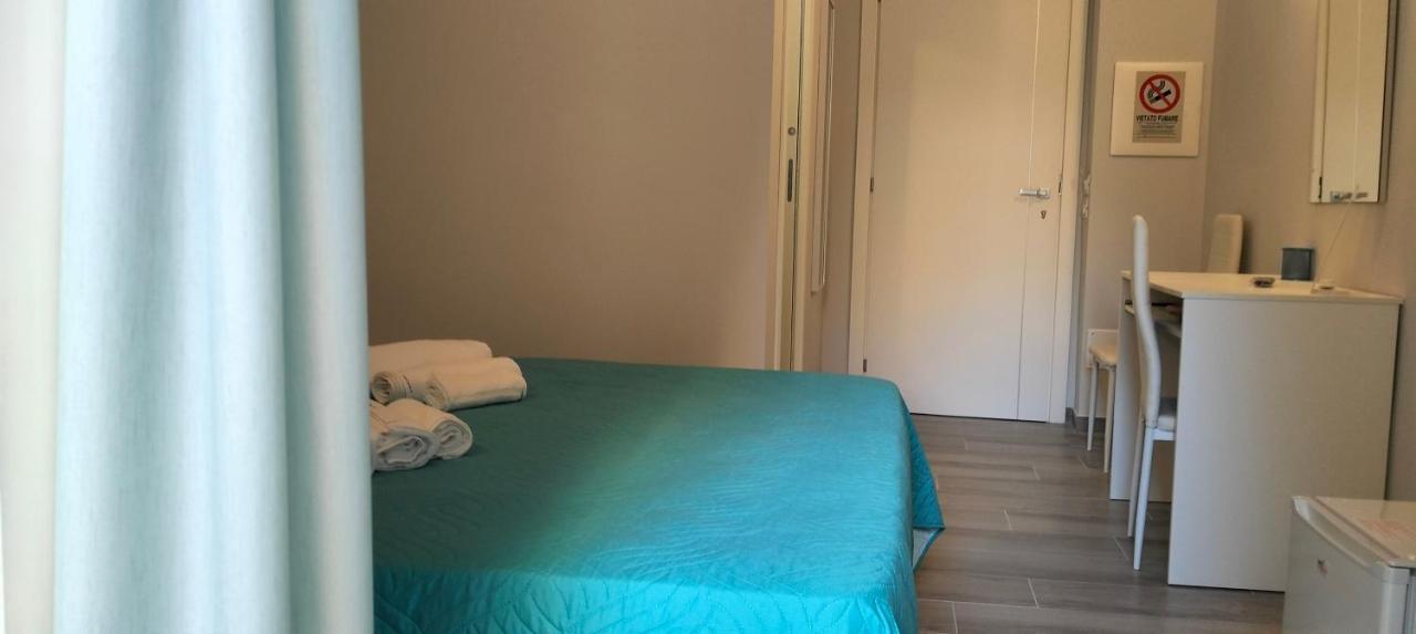 Le Vie Del Centro Bed & Breakfast Шака Екстериор снимка