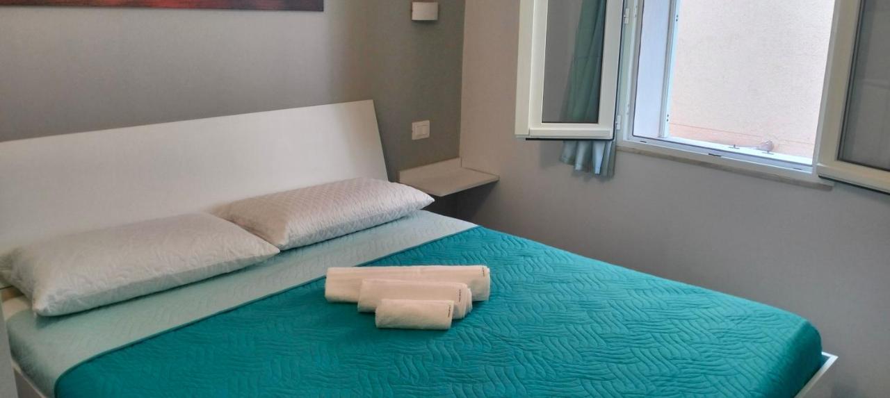 Le Vie Del Centro Bed & Breakfast Шака Екстериор снимка