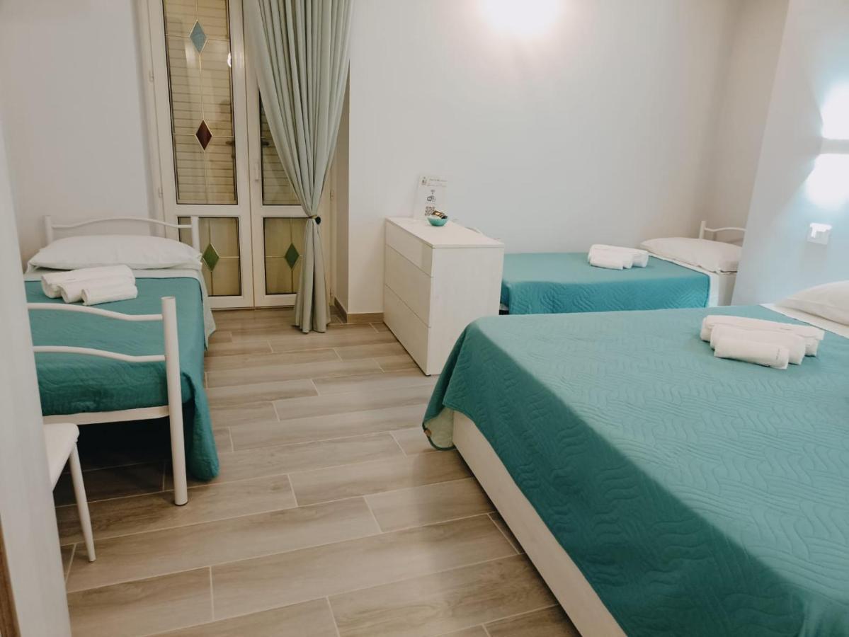 Le Vie Del Centro Bed & Breakfast Шака Екстериор снимка